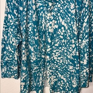 Talbots Blue and White Long Sleeve Relaxed Blouse